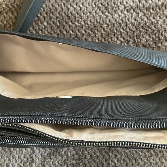 Baggalini crossbody purse - Picture 3 of 7